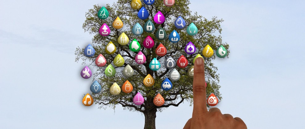 Os arquivos e a información nos medios sociais